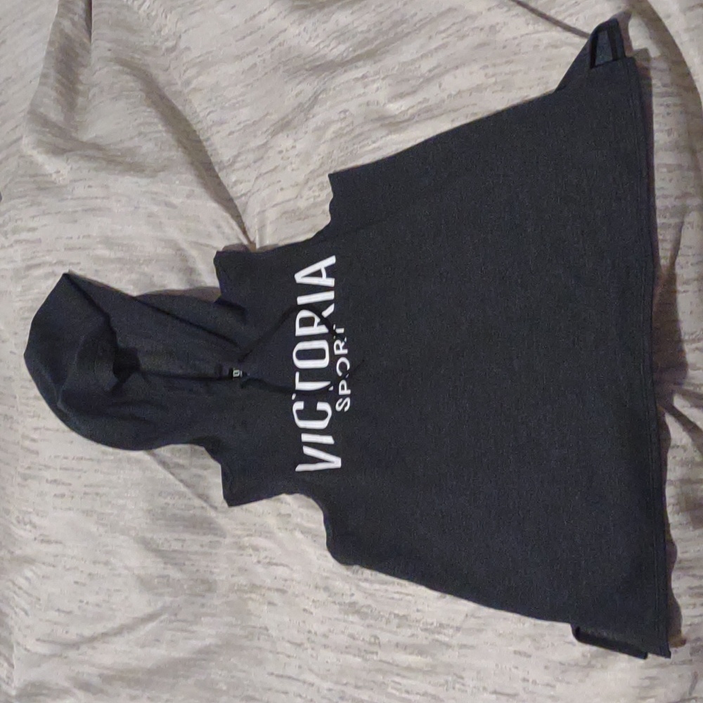 Victoria Sport | Sleeveless Hoodie